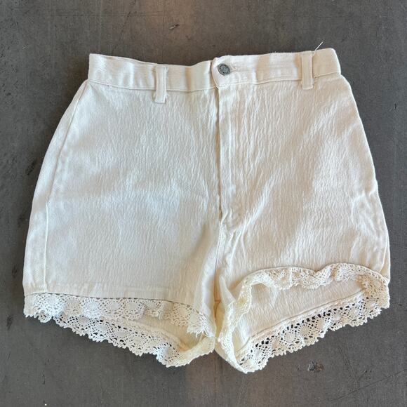 Vintage Y2K Boho Lace Denim White Casual High Waisted Short White 7/8 - Picture 1 of 7
